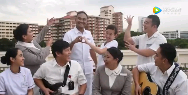 新加坡护士节，白衣天使联手打造国庆组曲