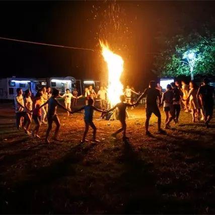 夜游经济，房车露营旅游的下一个爆破点