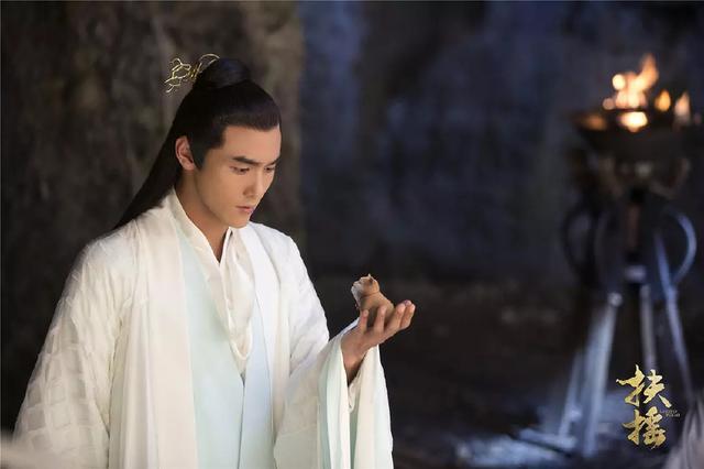 阮经天因《扶摇》中的长孙无极翻红，曾经的偶像剧王子们今何在？