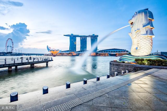 有人说去新加坡旅游感觉被骗了，它并没有照片上那么美你同意吗