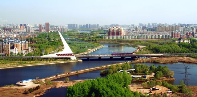 暑期旅游十大热门城市，摘一个最近的，来一场说走就走的旅行