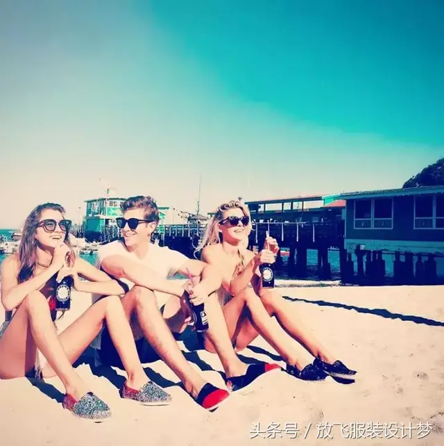 这双不系带的骚鞋，能让你穿一整个夏天都不舍得脱