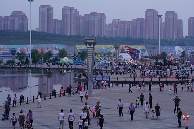 既能避暑，又能洗肺，还能看草原和沙漠，内蒙这座城市很神奇！