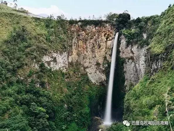 你知道印尼最大的火山口湖、淡水湖在哪吗？