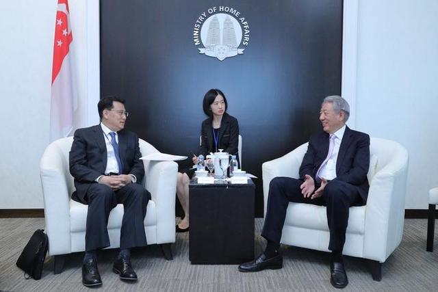 袁家军率团访问新加坡并出席浙新经贸理事会专题会