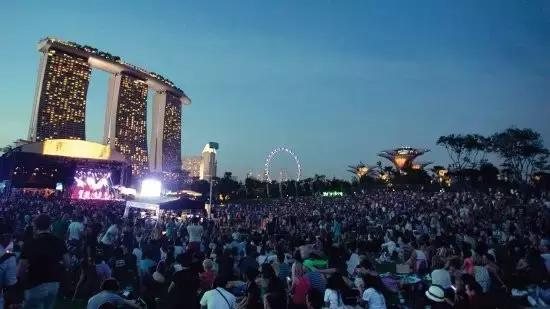 2018新加坡国庆庆典时间表+史上最强看烟花攻略，拿好不谢！