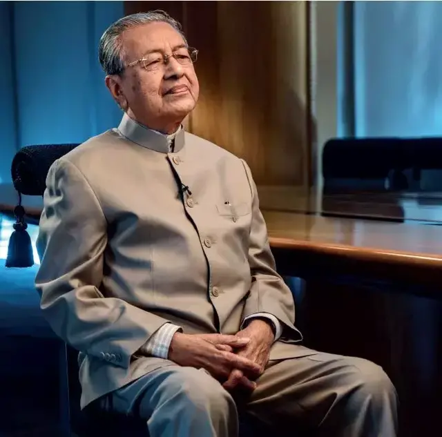 曾多次抨击中国在马投资：92岁马来西亚总理访华