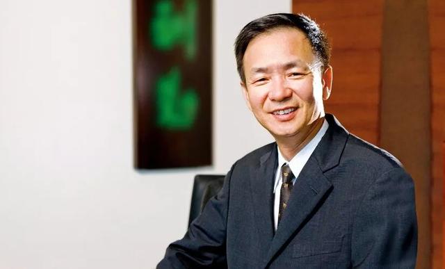 新加坡李嘉诚，这位陆丰籍大佬身无分文下南洋，赞誉回归的传奇