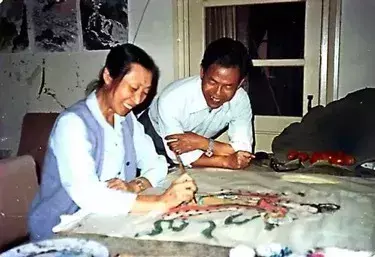 孔继昭：唯有牡丹真国色，花开时节动京城