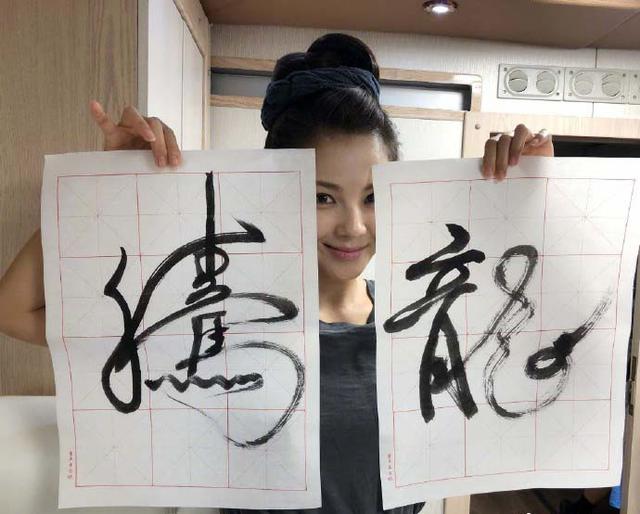 刘涛40岁我信，孙燕姿40我信，林嘉欣40我信，但她竟也40了