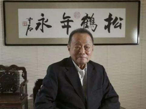 金龙鱼背后的不霸之王，殿堂级人物！马云、钟睒睒都敬重他