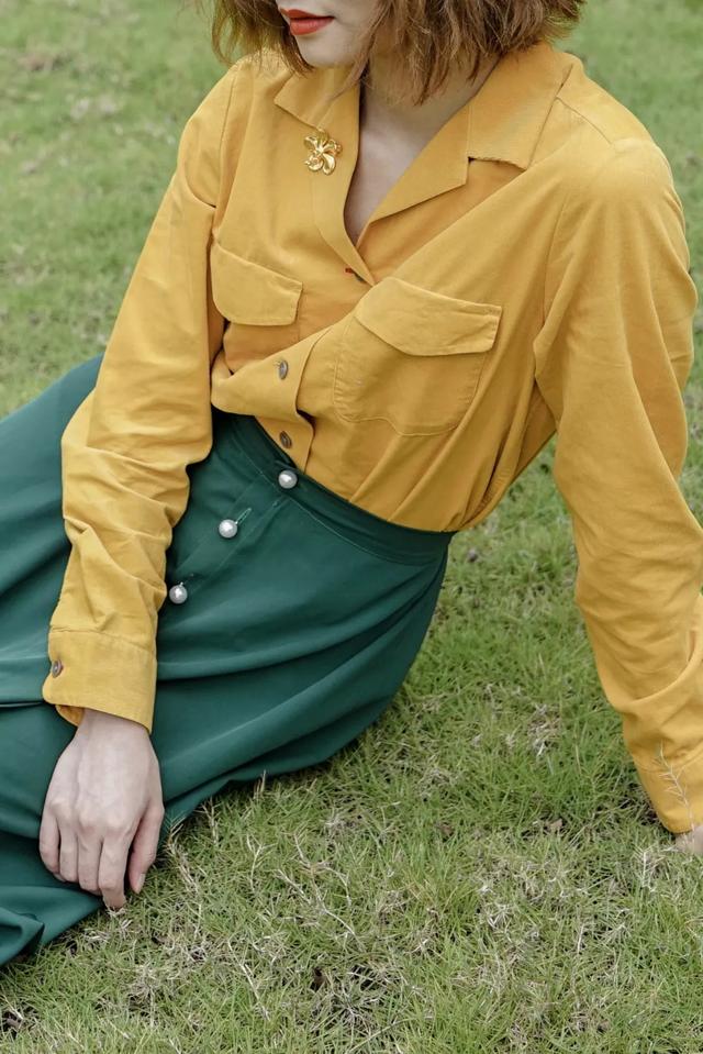 黄金首饰没有少女感？秋日扮靓靠这些就对了