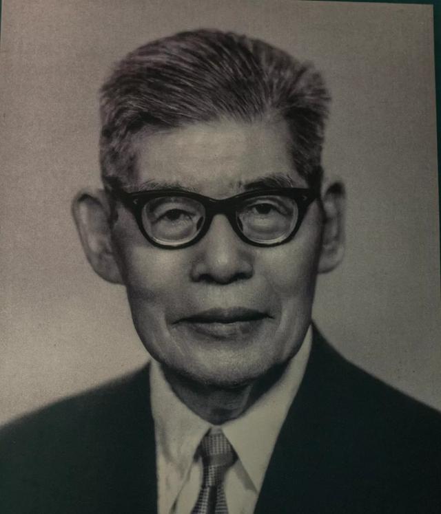 校史课｜他给厦大捐了24栋楼