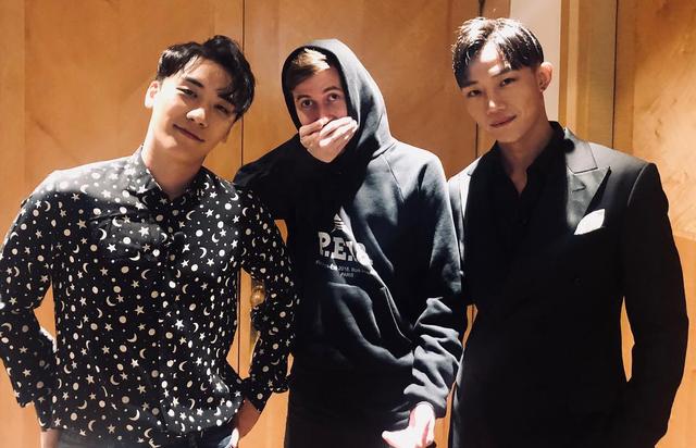 「BigBang」「新闻」180913 全球人脉黄金甲 胜利xAlanWalker的同框现在开始习惯