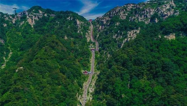 中秋小长假泰安旅游持续火热，假期第二日来泰自驾车辆环比翻一番！