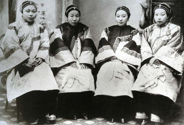 随便放纵的开放式婚姻，一般人没法学