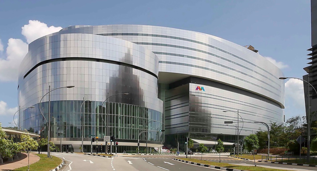 参观新加坡Mediacorp Campus新大楼的广播制作部门