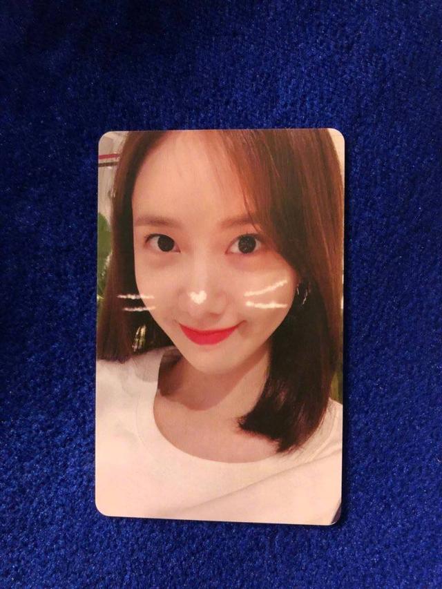180929 怎么拍都好看！允儿亚巡FM新加坡场专属小卡公开！