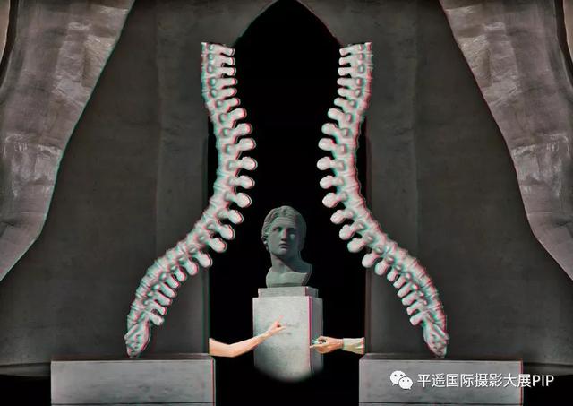 院校展｜超长篇巨制，60位英国新一代摄影人探寻相机之外