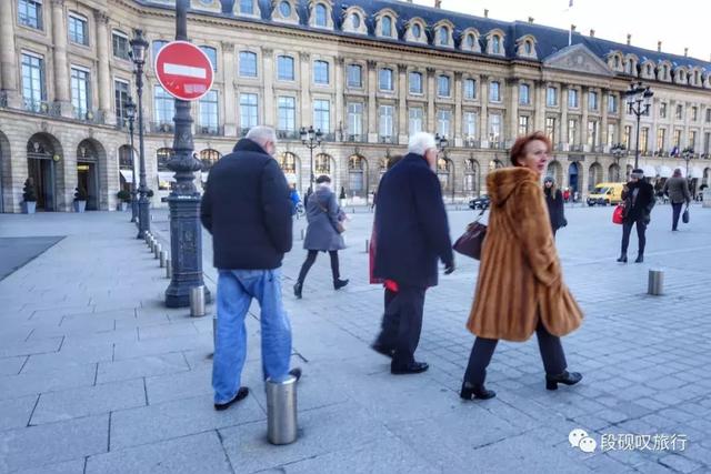 结伴趣旅行｜一对初次出国的母子，在巴黎看到了什么？