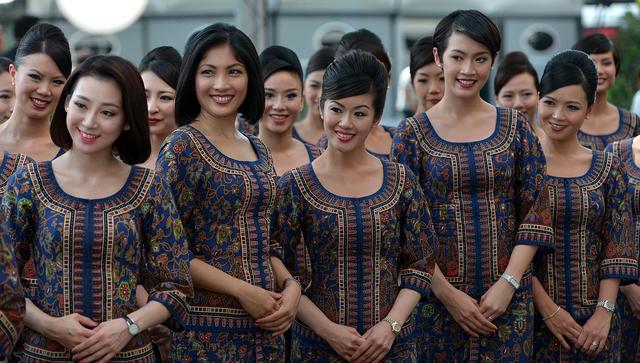 赛车女郎回来了！F1新加坡站见