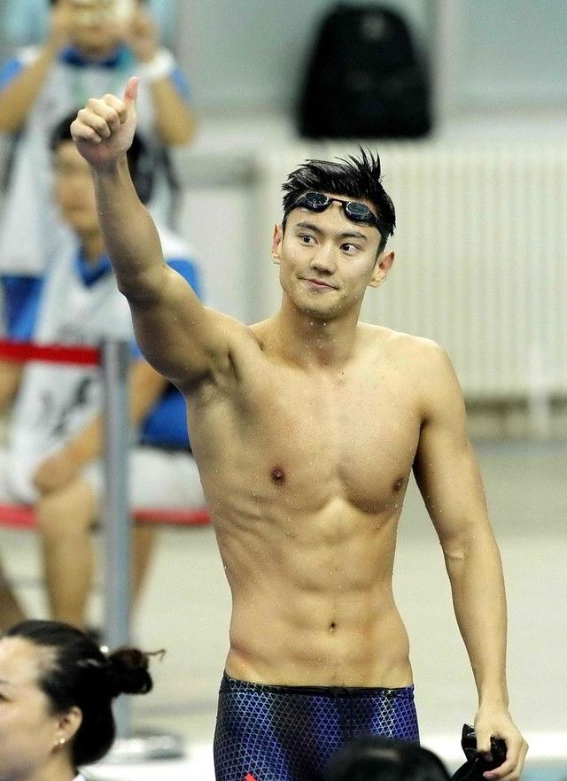 宁泽涛受新加坡游泳队邀请！姚明发表看法