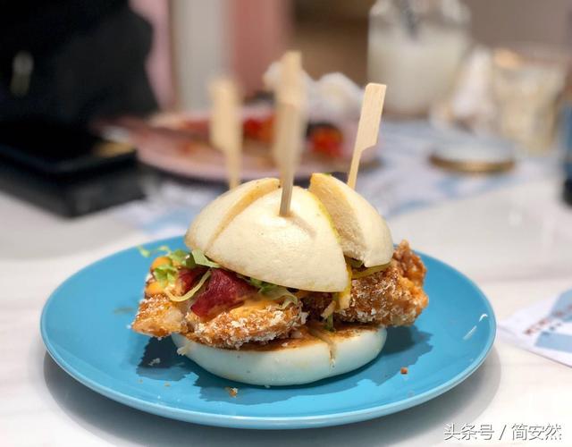 蓝不住的食新潮，席卷大武汉