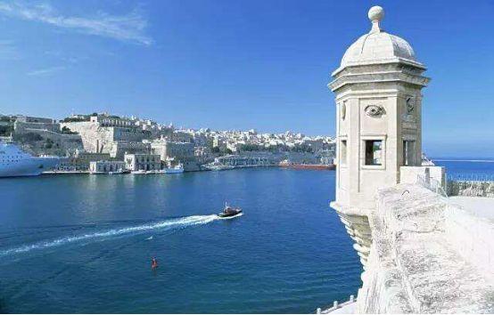 猜猜这个富人扎堆的世界“金融岛”是哪里？真的不是新加坡……