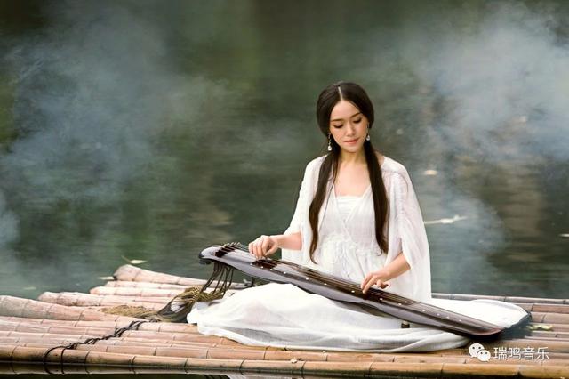 赵晓霞丨人琴合一