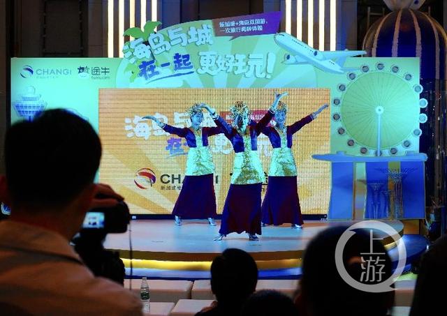 全球最高室内人造瀑布来了 明年3月去新加坡打卡