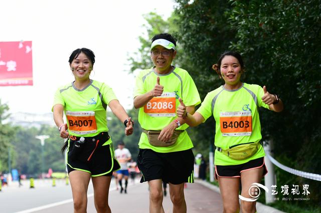 小平故里——2018韵动中国·2018广安国际马拉松图集之一