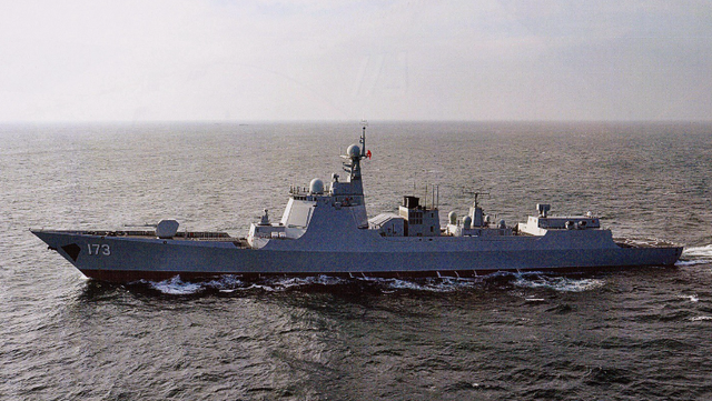 新加坡防长盛赞中国海军052D神盾舰 做出这样的评价！