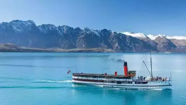 深扒完中国锦鲤的免费旅行清单之后，我也没有那么羡慕了！哼！