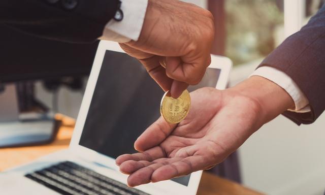 0.1美元转了价值1.94亿美元的BTC，但DCCT合约交易不需要手续费