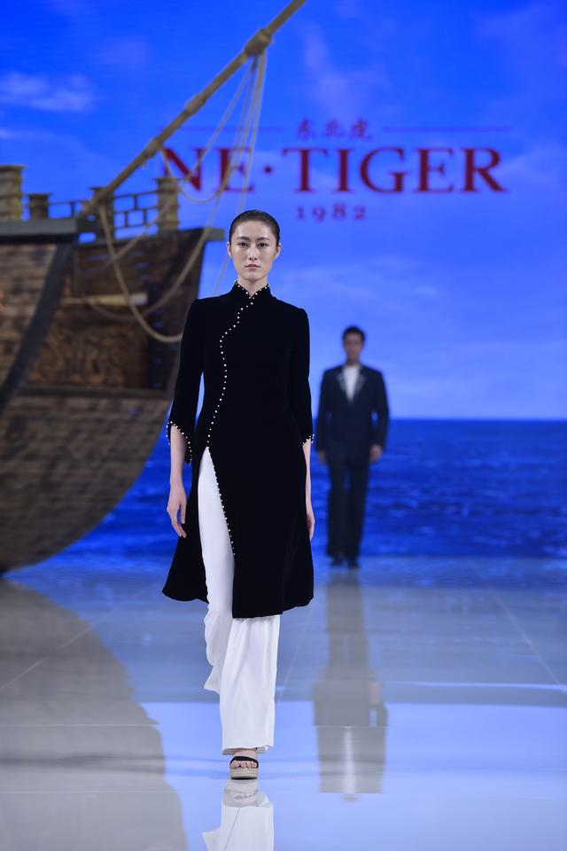 NE·TIGER 中国国际时装周2019春夏发布