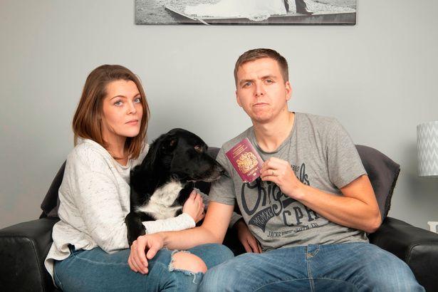 英国夫妻因护照损坏被印尼拒绝入境：明明在欧洲都能用！