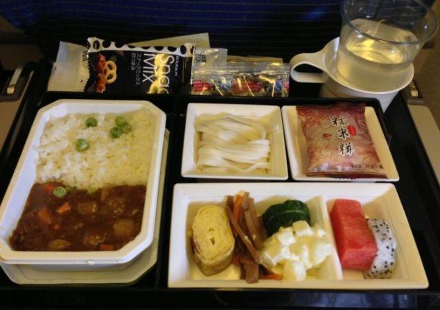 世界各国航空餐，都有啥？网友：太丰盛，光吃的就把票钱赚了回来