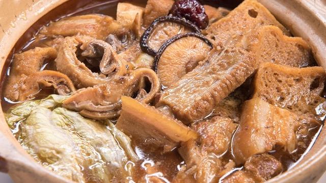肉骨茶，马来西亚最著名街头小吃