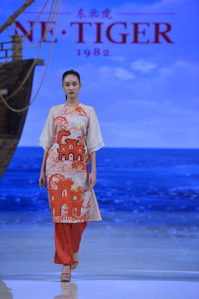 NE·TIGER 中国国际时装周2019春夏发布