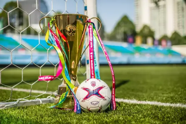 强者恒强，续捧法兰克福+阿森纳