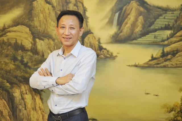 逐梦禅城｜“创新狂人”李志林：让禅城陶瓷品牌走向世界