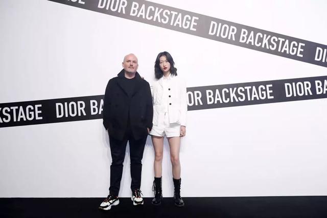 DIOR迪奥后台彩妆派对，邂逅全新彩妆奇遇