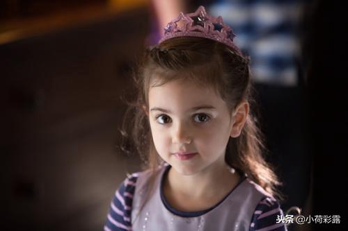 小荷说教育：一个有趣的研究，揭示了神奇的右脑世界