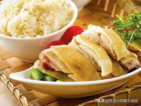 海南只有文昌鸡，要吃海南鸡饭请去新加坡