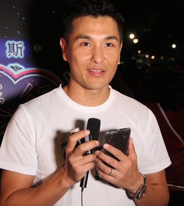 从配角到TVB视帝 陈展鹏宣布喜讯后承认是奉子成婚