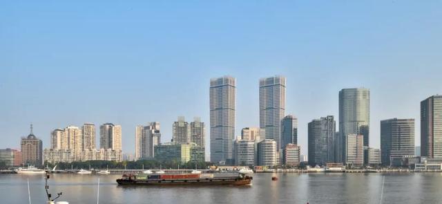 凯德大收购、地球港停业、喜茶新加坡开店……
