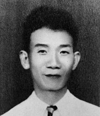 留学日本的时候，三言两语，郁达夫让日本要人哑口无言