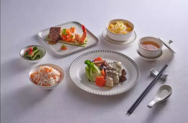 2019航空食品饮料展丨新加坡航空推出商务舱全新中式餐食