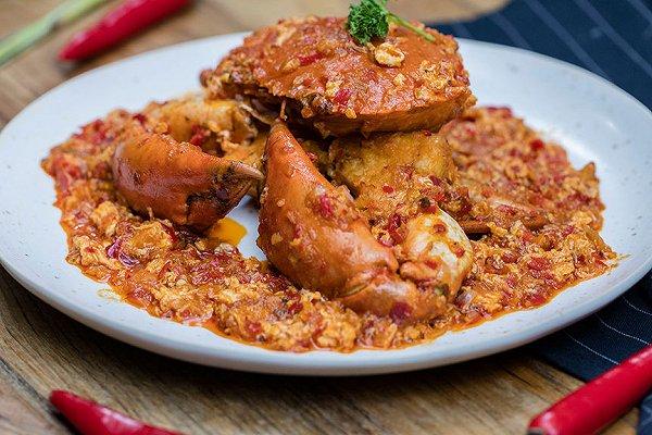 新加坡辣椒炒蟹，酱汁拌米饭都可以吃两大碗
