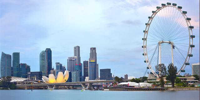 为什么这么多人选择移民新加坡？